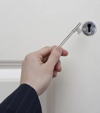 Father Son Locksmith Store Redford, MI 313-879-0528 - key-making